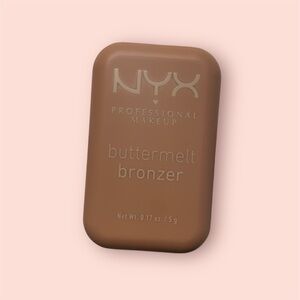 NYX Buttermelt Bronzer in Deserve Butta (Light medium Neutral)